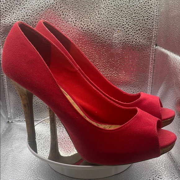 Christian Siriano Shoes - Christian Siriano Red Canvas Peep Toe With Cork Accents Size 9